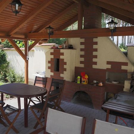 Willa Maksymilian Bed And Breakfast ビィドゴシュチュ エクステリア 写真