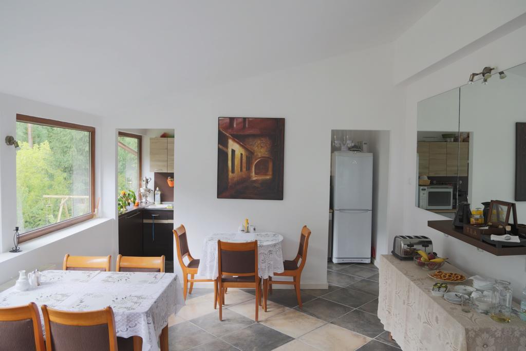 Willa Maksymilian Bed And Breakfast ビィドゴシュチュ エクステリア 写真